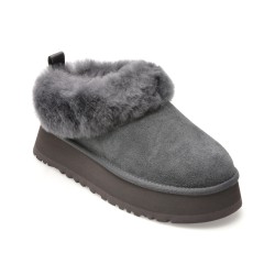 Papuci UGG gri