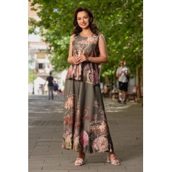 Compleu dama kaki cu pantalon tip fusta si imprimeu floral