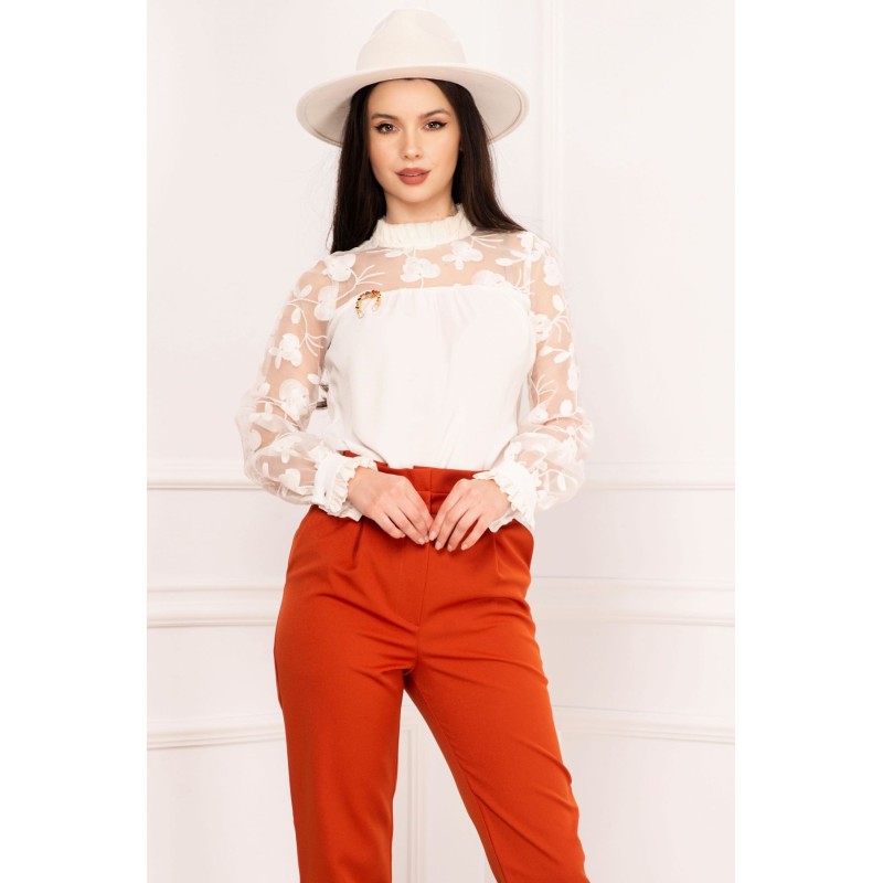 Bluza InPuff alba usor creponata cu organza si broderie