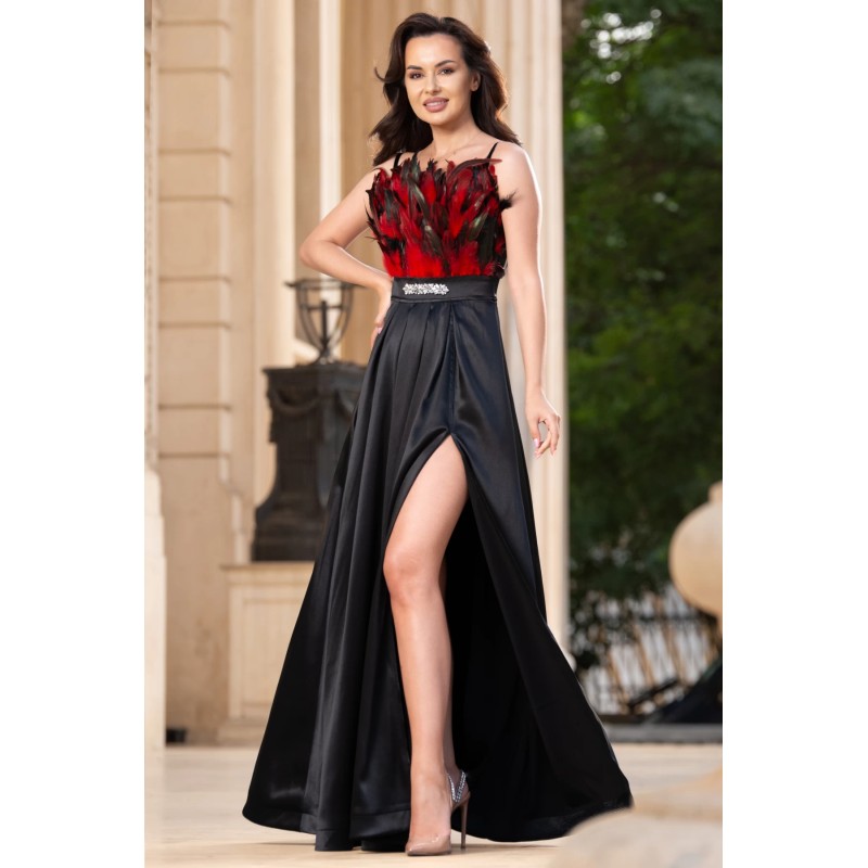 Rochie de seara din tafta Giuliana cu bust decorat cu pene rosii