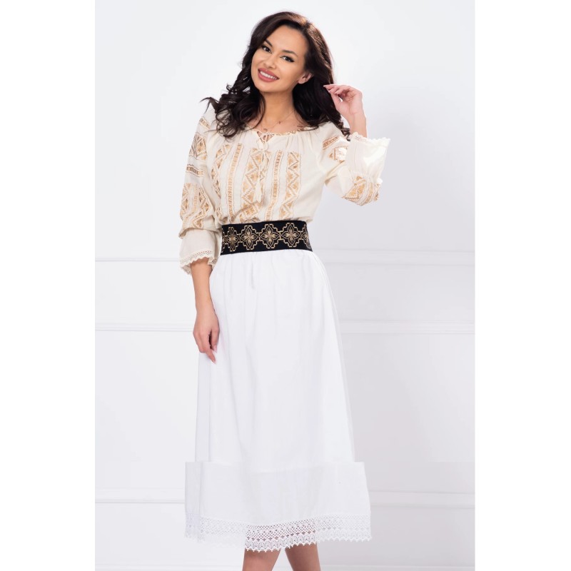 Fusta alba traditionala in clos