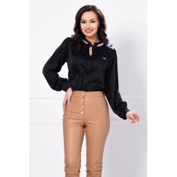 Bluza neagra eleganta cu guler decorat cu perle
