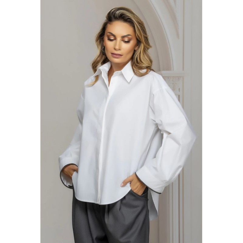 Camasa dama alba oversize cu sirag din strassuri la mansete