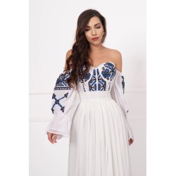 Corset traditional alb cu broderie albastra inspirata din folclor