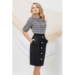 Fusta eleganta Pretty Girl neagra texturata din bumbac cu nasturi perla