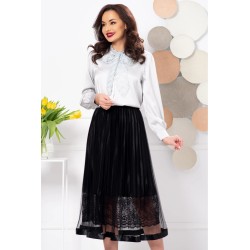Fusta midi plisata neagra din tulle cu insertie din dantela