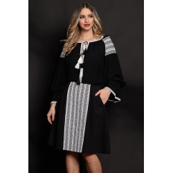 Fusta in clos din stofa cu broderie alba traditionala