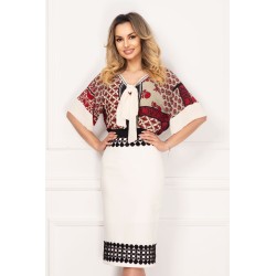 Bluza lejera cu motive folclorice si funda stilizata