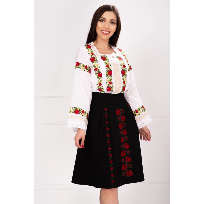 Ie nationala Crina cu motive populare brodate