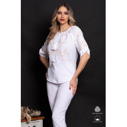 Ie traditionala alba din bumbac cu fluturi albi brodati si flori aurii