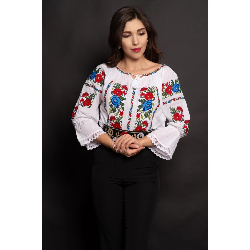 Ie traditionala dama din bumbac alb Loredana cu broderie multicolora