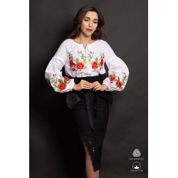 Ie traditionala din bumbac alb cu trandafiri rosii brodati pe maneci si bust