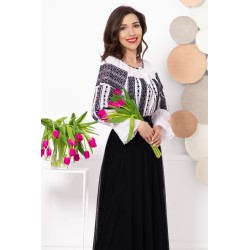 Ie dama traditionala Doinita cu broderie neagra si maneca clopot