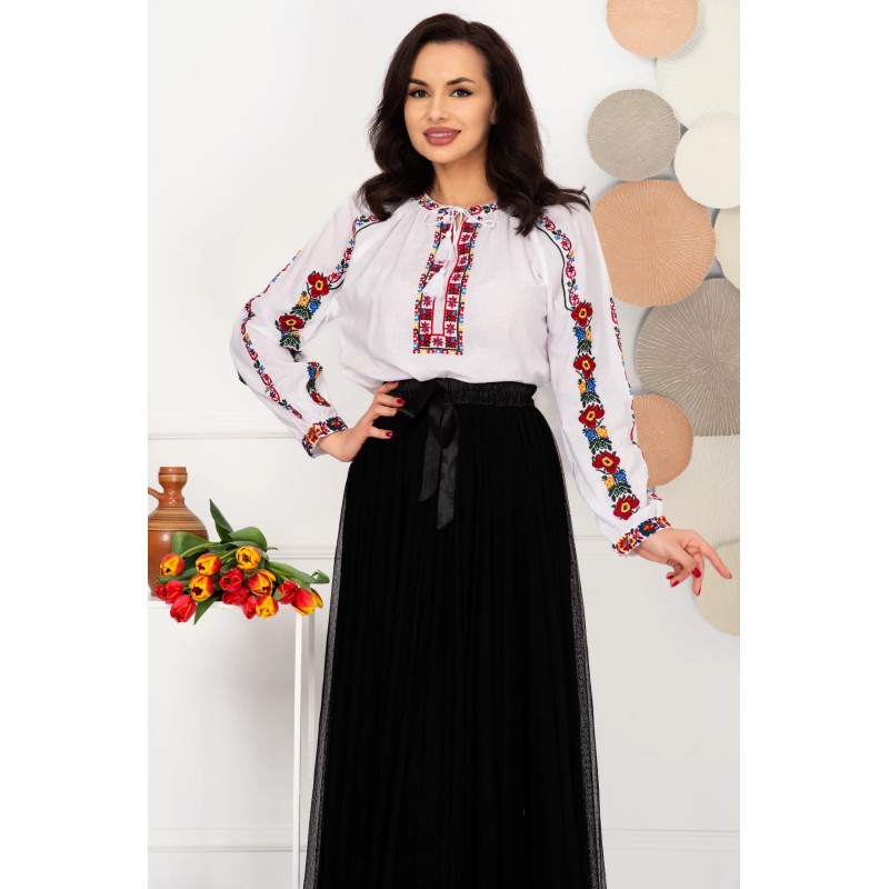Ie dama traditionala Monica cu broderie florala multicolora