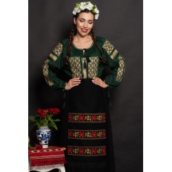 Ie traditionala verde Narcisa cu broderie bej si simbolul stelei