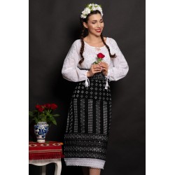 Ie dama traditionala Iunia cu broderie argintie