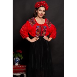 Ie dama rosie Stefania cu broderie florala traditionala