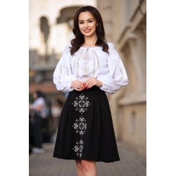 Bluza Effect ivoire tip ie cu broderie aurie