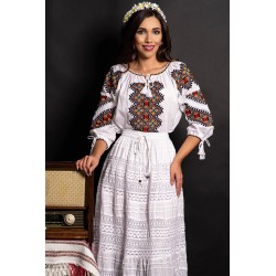 Ie alba cu broderie multicolora Ilinca cu motivul rombului