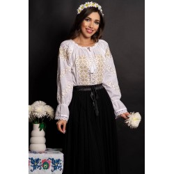 Ie traditionala din bumbac Steluța cu simbolul fulgului de nea cusut cu fir auriu