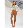 Pantaloni office Pretty Girl camel cu taietura decorativa la buzunar