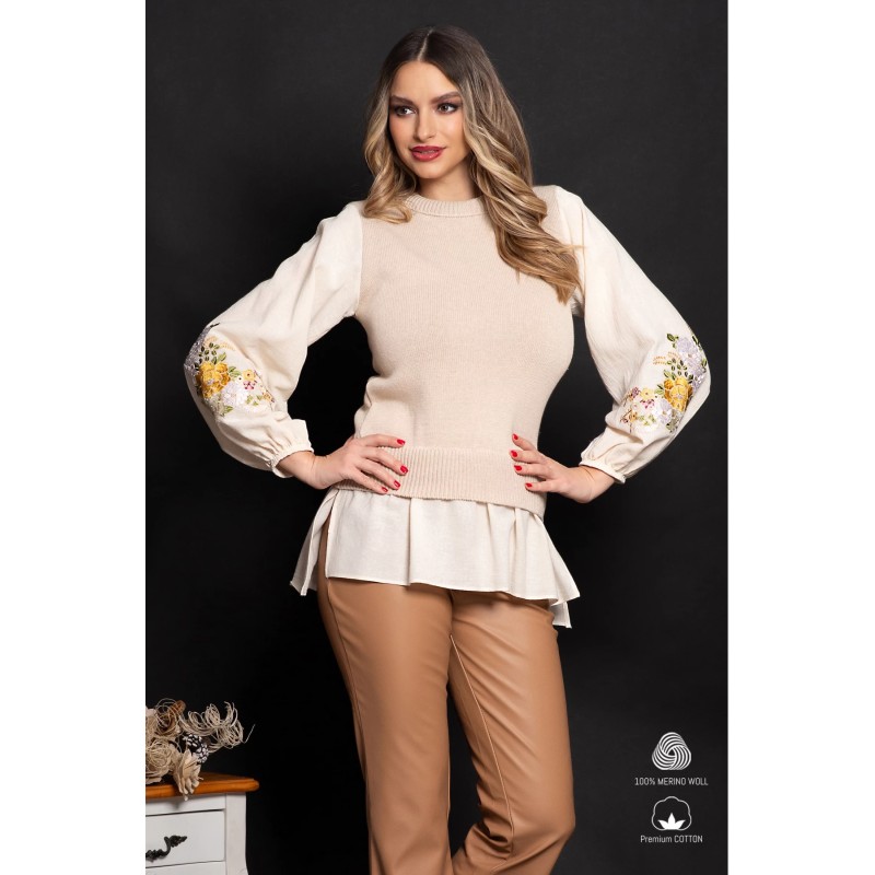 Pulover dama din bumbac crem cu maneci brodate cu bujori galbeni si insertie tip camasa