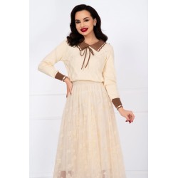 Pulover dama ecru din tricot fin June cu guler in contrast