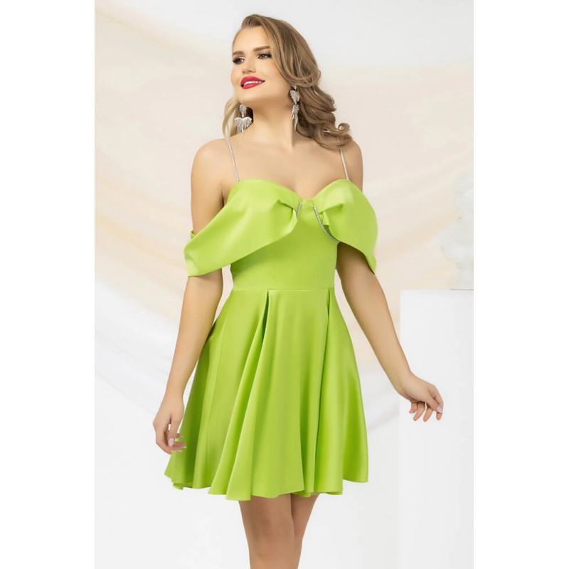 Rochie mini lime eleganta Pretty Girl cu umeri goi si strassuri