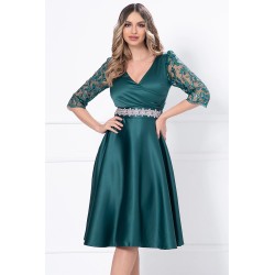 Rochie eleganta midi in clos verde cu maneci din tulle brodat
