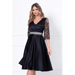 Rochie eleganta midi in clos neagra cu maneci din tulle brodat