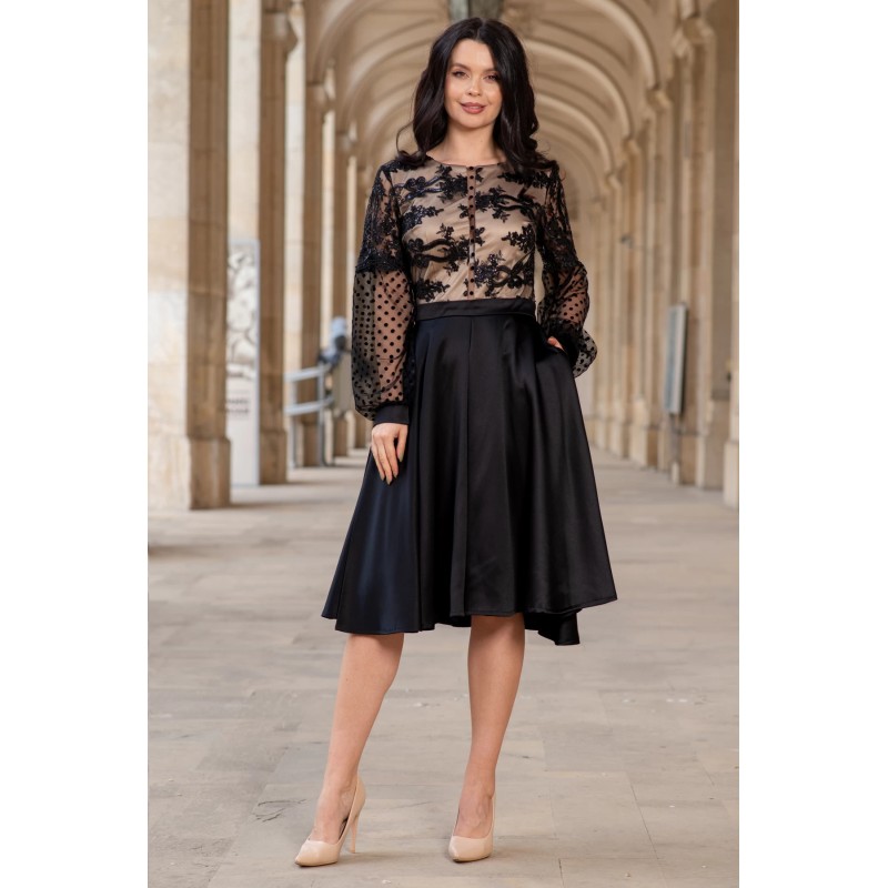 Rochie eleganta midi in clos Paulina cu broderie neagra