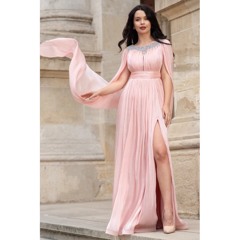 Rochie de seara eleganta Anubis roz cu maneci trena si aplicatii pretioase
