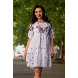 Rochie traditionala alba din bumbac Flavia in clos cu flori multicolore brodate