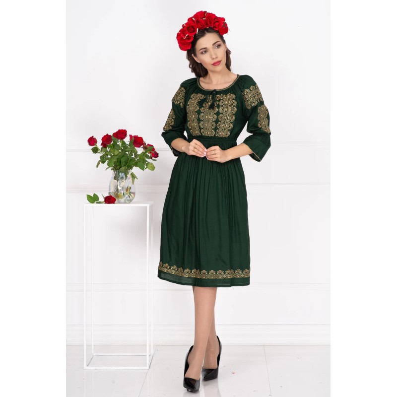 Rochie traditionala Eugenia cu broderie bej labirint