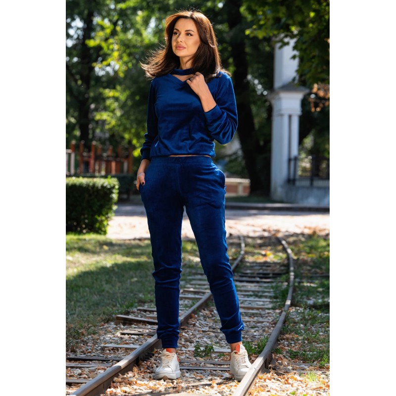 Trening din catifea royal Priscilla cu banda in jurul gatului