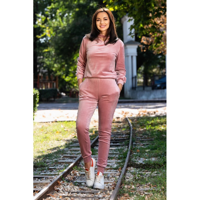 Trening din catifea rose Priscilla cu banda in jurul gatului