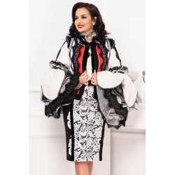 Vesta ecru cu volane la umeri si dantela aplicata