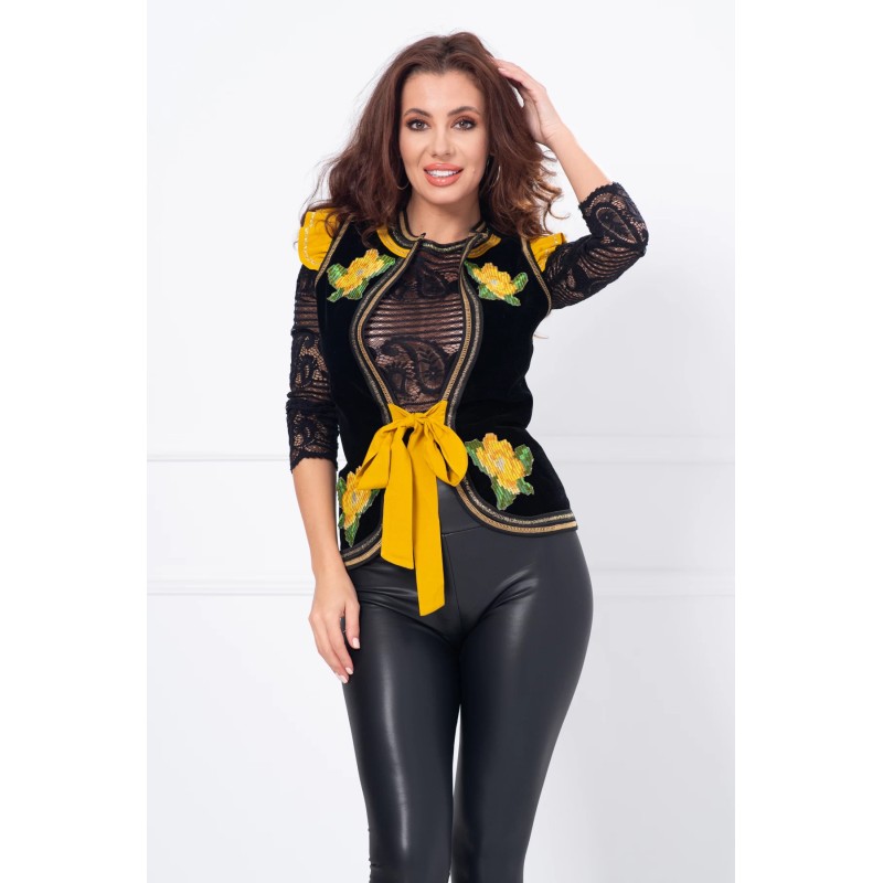 Vesta traditionala neagra din catifea cu flori galbene brodate