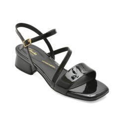 Sandale CLARKS negre, SERINA 35 STRAP, din piele naturala lacuita