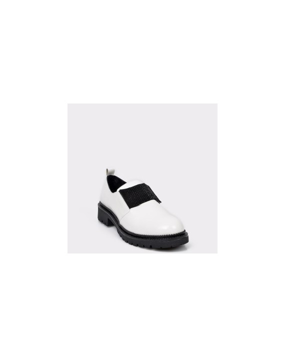 Pantofi FLAVIA PASSINI albi, BH150, din piele naturala lacuita