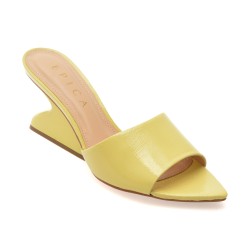 Papuci EPICA galbeni